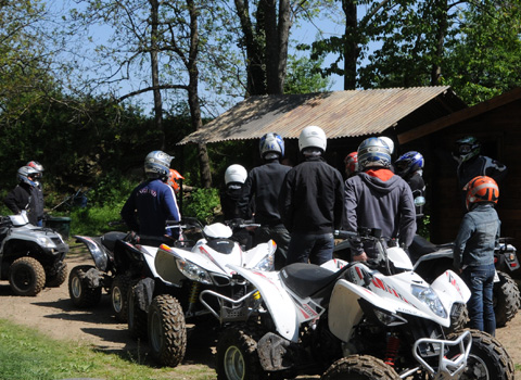 randonnées_quad_entreprise_quad-groupe-CE-2COL