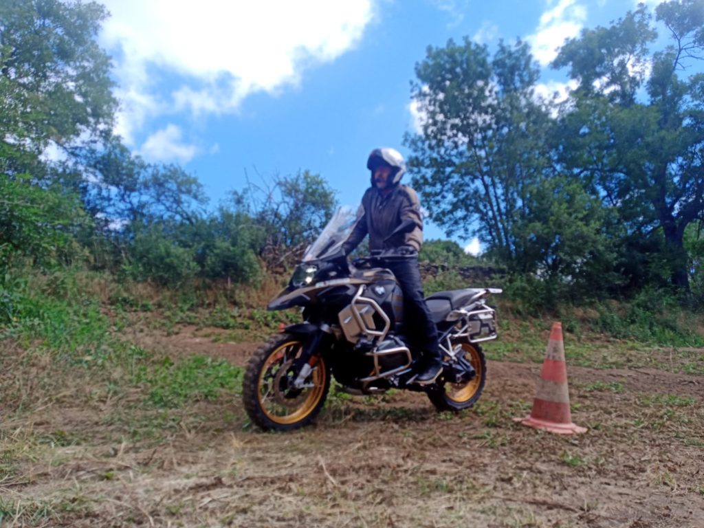 stage moto trail