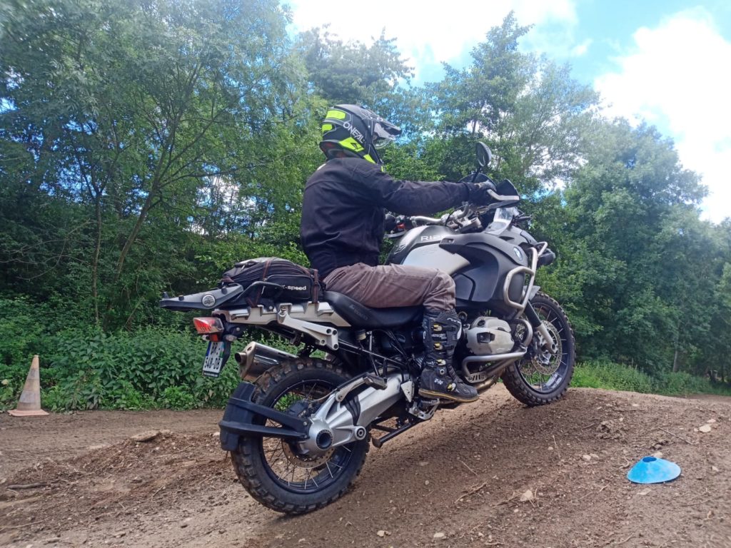 stage moto trail